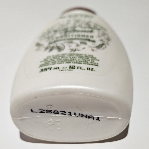 Aveeno Plant Protein Conditioner - Picture 2 of 5